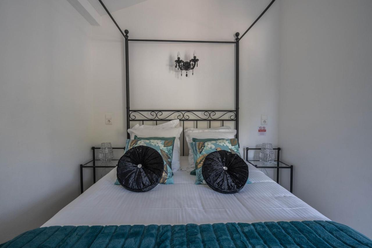 Hotel Le Mediterranee Hyeres Ngoại thất bức ảnh
