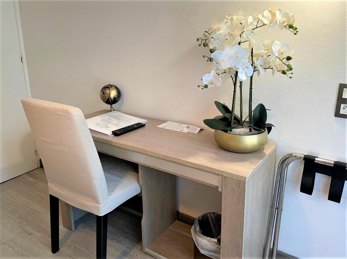 Hotel Le Mediterranee Hyeres Ngoại thất bức ảnh