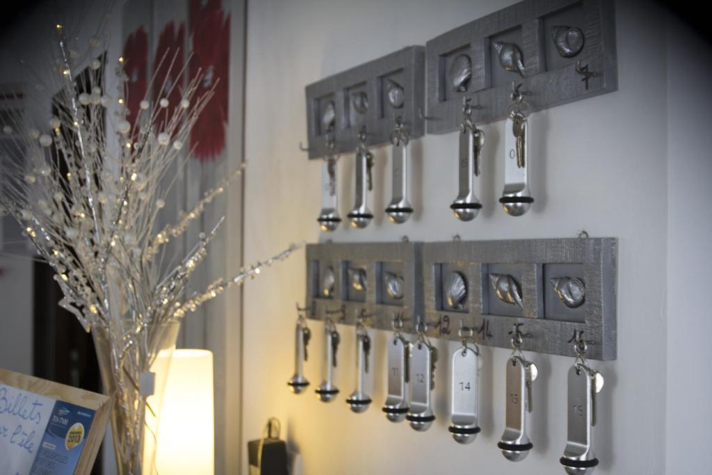Hotel Le Mediterranee Hyeres Ngoại thất bức ảnh